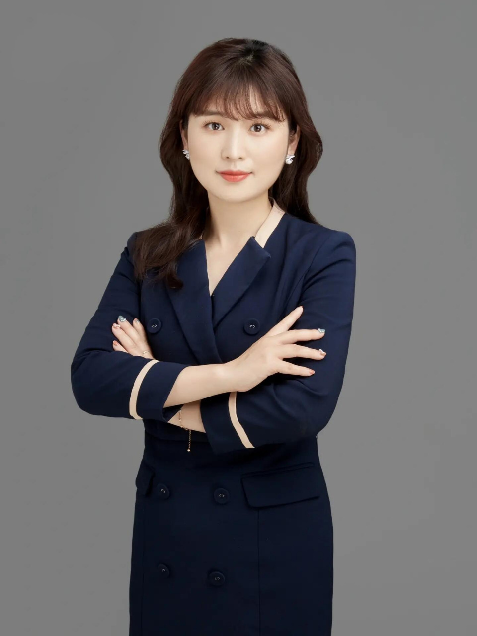 地產(chǎn)經(jīng)紀(jì)人形象照|高質(zhì)感的個(gè)人形象照 地產(chǎn)經(jīng)紀(jì)人 都離不開(kāi)